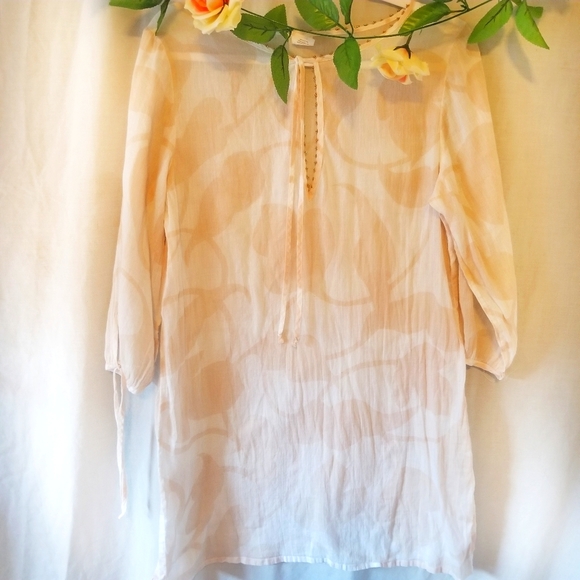 Merona Dresses & Skirts - ⭐ 3 for 10 ⭐ Merona Very Light Cream Dress